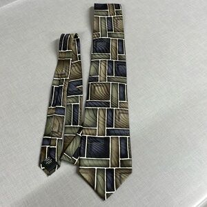 Arrow tie
